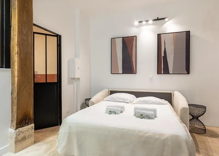 New Gorgeous Flat-central Area Apartment Paris