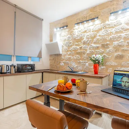 New Gorgeous Flat-central Area *