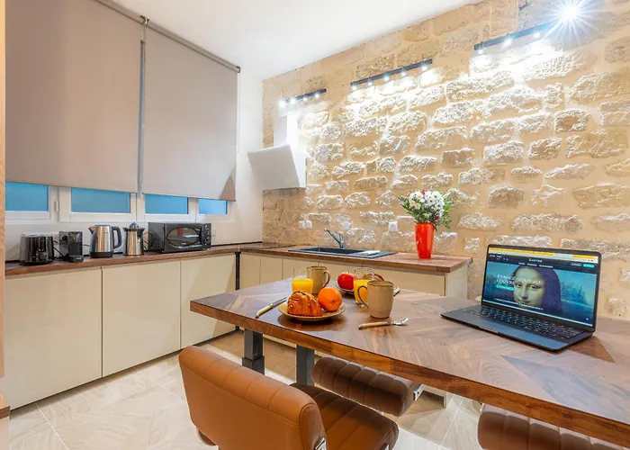 New Gorgeous Flat-central Area *